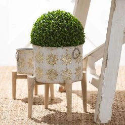 SULLIVANS White and Gold Flower Burst Metal Planter on Stand (Set of 3) -Vigoro sales Store white and gold patterned sullivans plant pots met1880 4f 1000